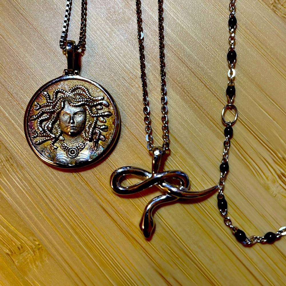 Awe Inspired Medusa Layering set